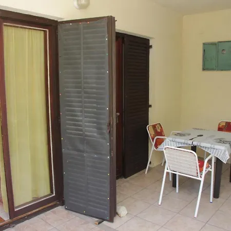 Appartamento With A Parking Space Valbandon, - 15161